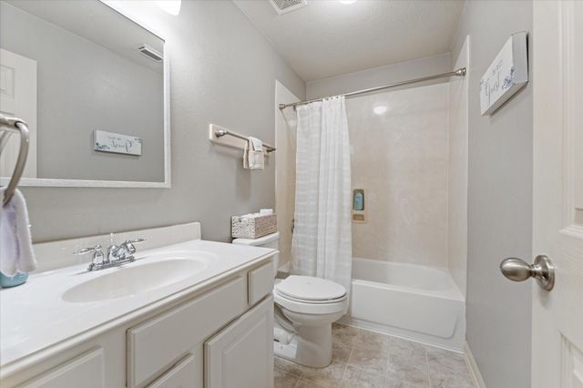 12943 Palm Leaf Court, Houston, TX 77044