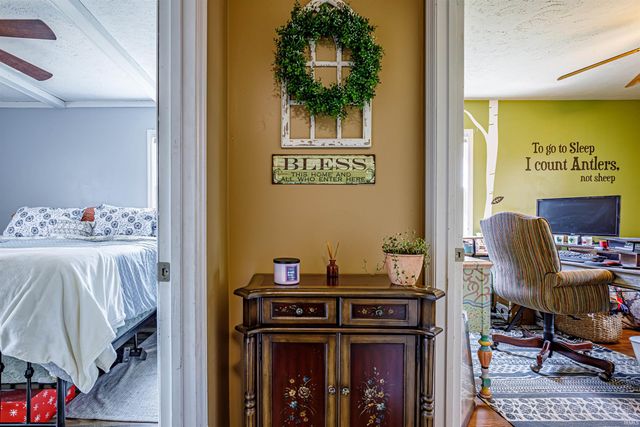 1399 W Homestead Drive, Boonville, IN 47601