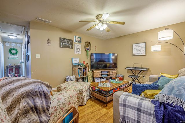 1399 W Homestead Drive, Boonville, IN 47601