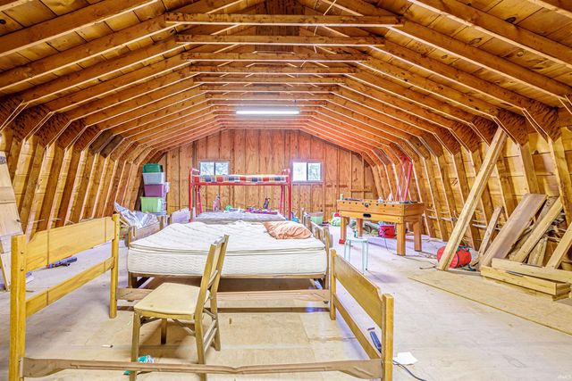 1399 W Homestead Drive, Boonville, IN 47601