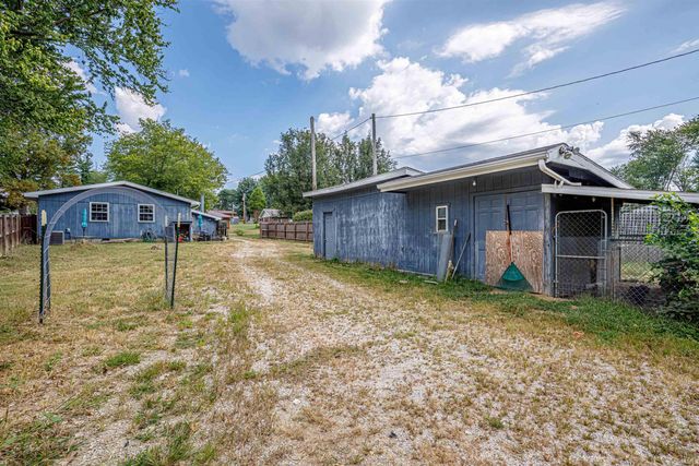 1399 W Homestead Drive, Boonville, IN 47601