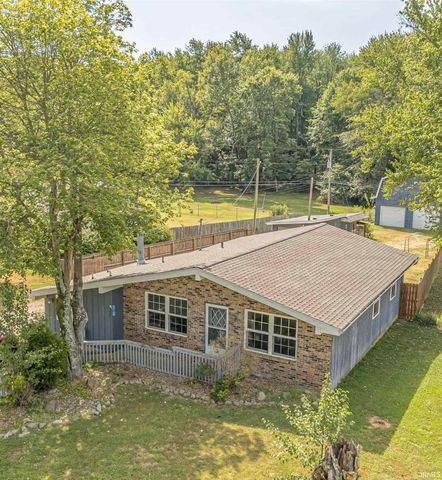 1399 W Homestead Drive, Boonville, IN 47601