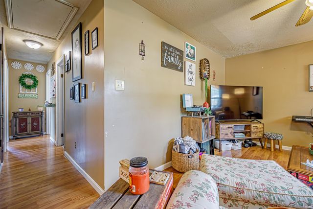 1399 W Homestead Drive, Boonville, IN 47601