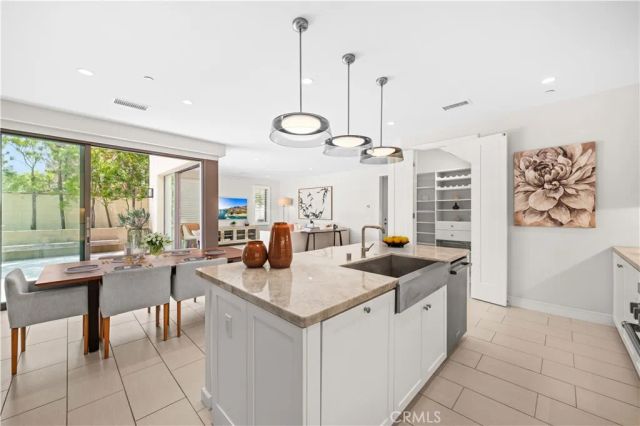 164 Villa Ridge, Irvine, CA 92602