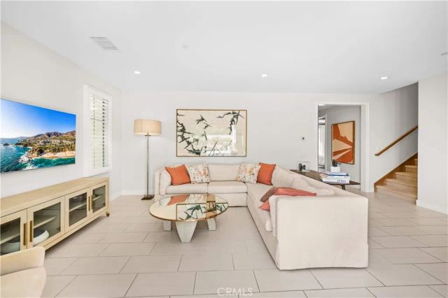 164 Villa Ridge, Irvine, CA 92602