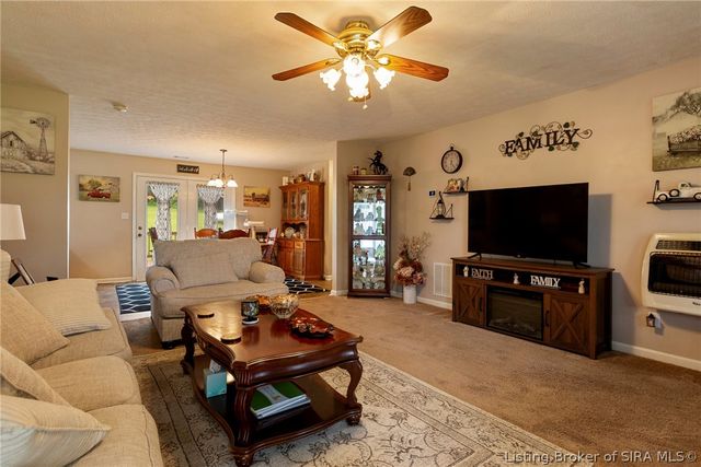 10792 Bradford Road, Greenville, IN 47124