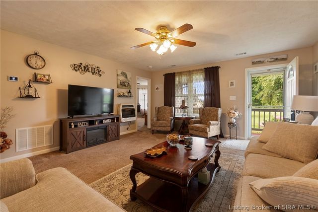 10792 Bradford Road, Greenville, IN 47124