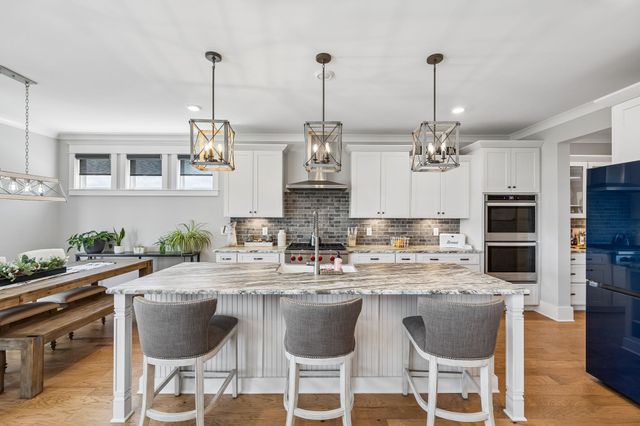 7021 Fiddlers Glen Dr, Arrington, TN 37014