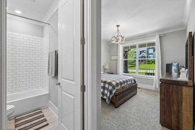 7021 Fiddlers Glen Dr, Arrington, TN 37014