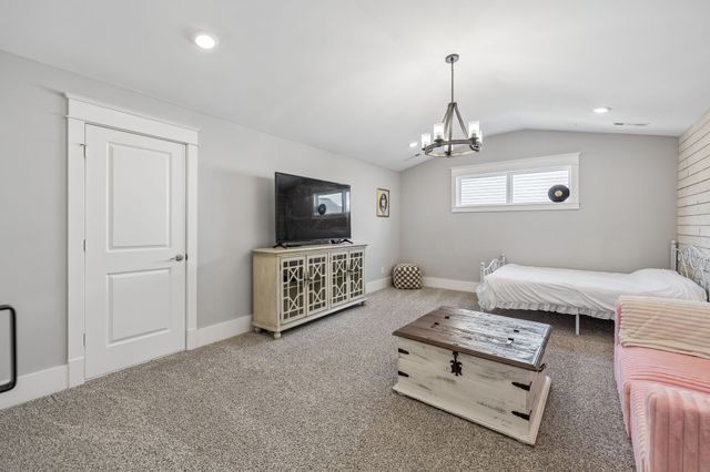7021 Fiddlers Glen Dr, Arrington, TN 37014