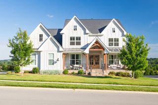 7021 Fiddlers Glen Dr, Arrington, TN 37014