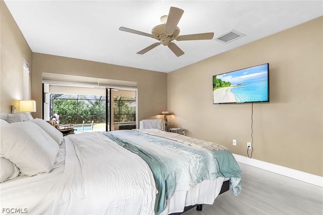 3819 SE 18th PL, Cape Coral, FL 33904