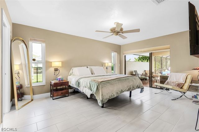 3819 SE 18th PL, Cape Coral, FL 33904