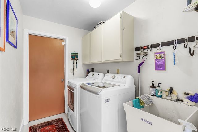 3819 SE 18th PL, Cape Coral, FL 33904