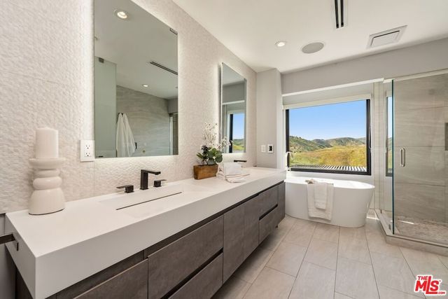 26029 Farmfield Road, Calabasas, CA 91302