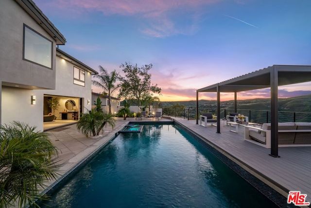 26029 Farmfield Road, Calabasas, CA 91302