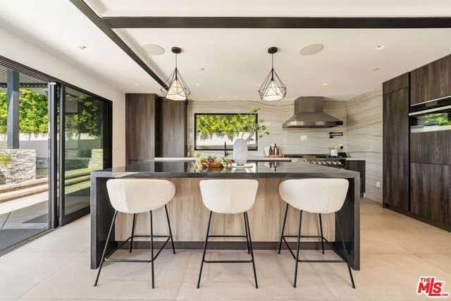 26029 Farmfield Road, Calabasas, CA 91302