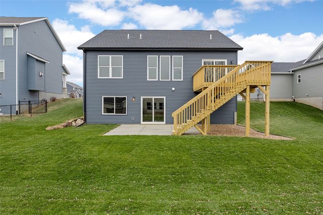 614 Grey Slate Drive SW, Cedar Rapids, IA 52404