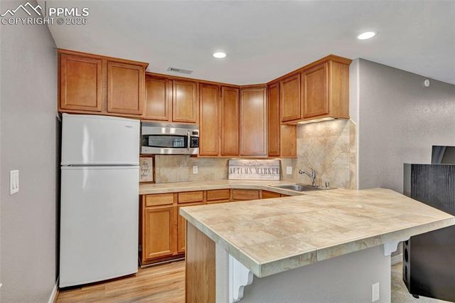 5864 Yancey Drive, Colorado Springs, CO 80924