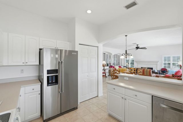 16 VISCAYA DRIVE 204, Palm Coast, FL 32137