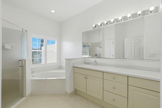 16 VISCAYA DRIVE 204, Palm Coast, FL 32137