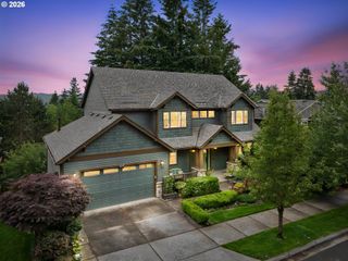 2280 CRESTVIEW Dr, West Linn, OR 97068
