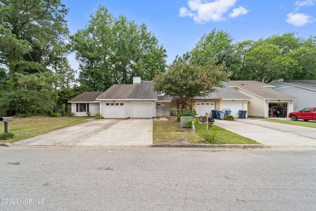 17 S Onsville Place, Jacksonville, NC 28546