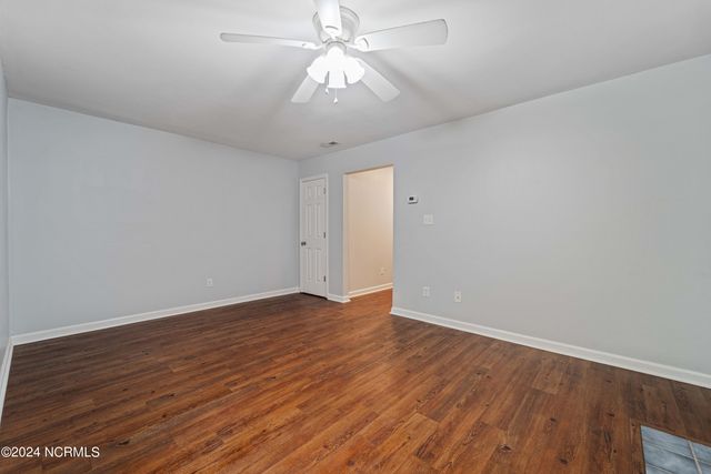 17 S Onsville Place, Jacksonville, NC 28546