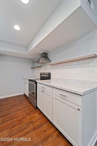 17 S Onsville Place, Jacksonville, NC 28546