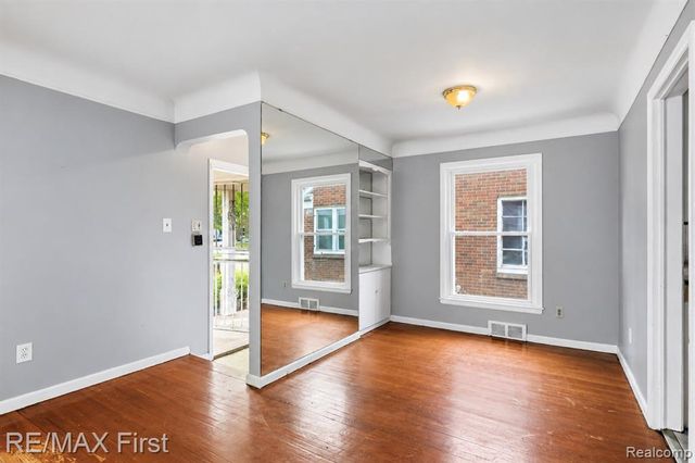 12811 Abington Avenue, Detroit, MI 48227