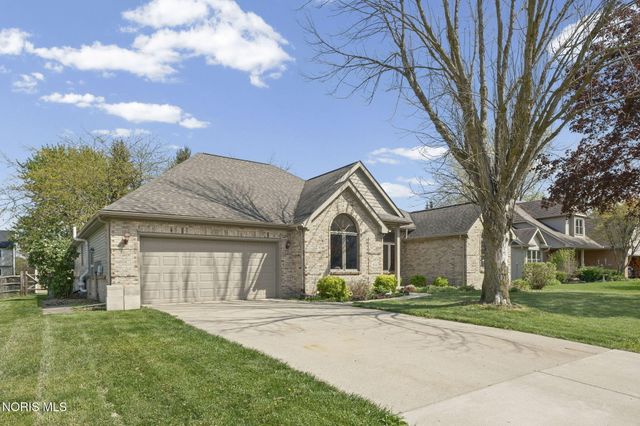 432 Hickory Lane, Waterville, OH 43566