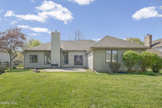 432 Hickory Lane, Waterville, OH 43566