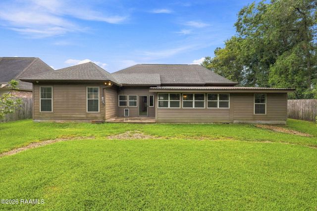 212 Ridge Run Lane, Church Point, LA 70525