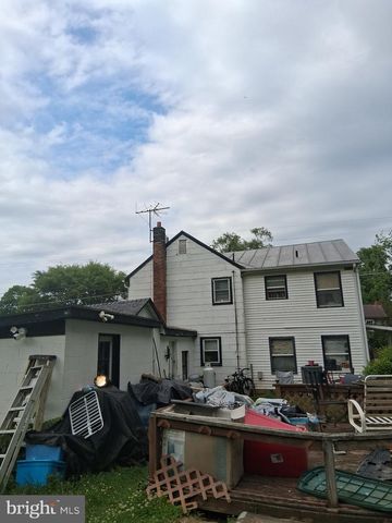 113 JOSEPHINE ST, Berryville, VA 22611