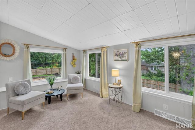 1031 Glenmoor Avenue, Glendale, MO 63122