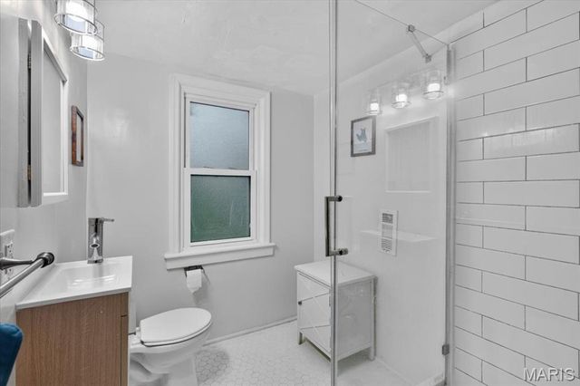 1031 Glenmoor Avenue, Glendale, MO 63122