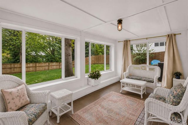 1031 Glenmoor Avenue, Glendale, MO 63122