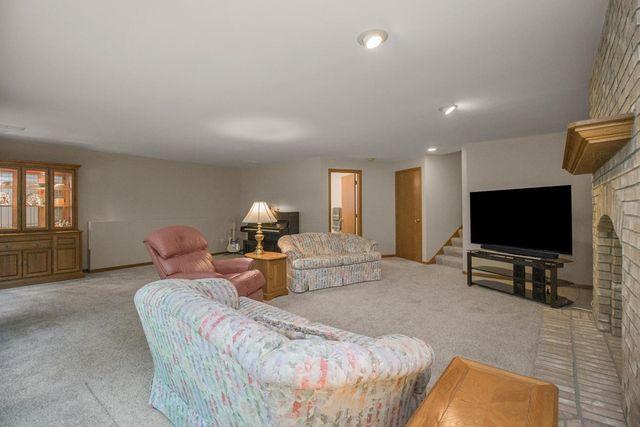 19363 Eureka Court, Farmington, MN 55024