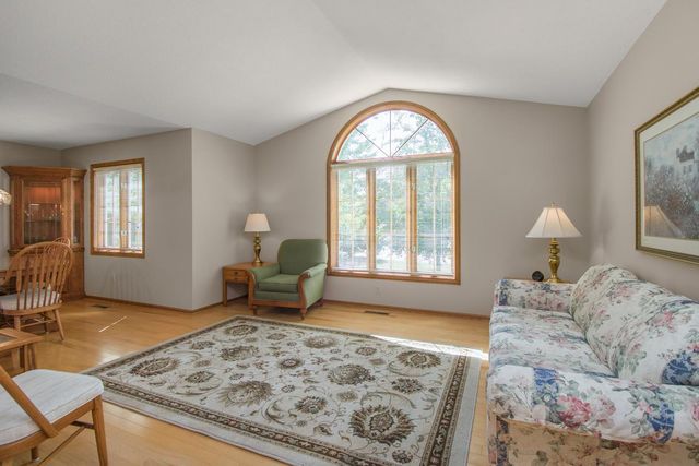 19363 Eureka Court, Farmington, MN 55024