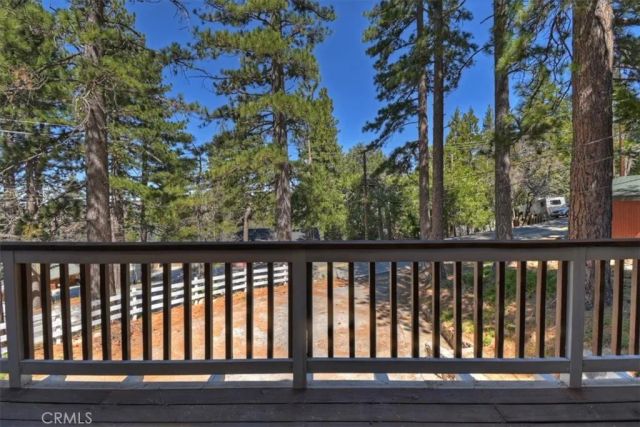 30573 Live Oak, Running Springs, CA 92382