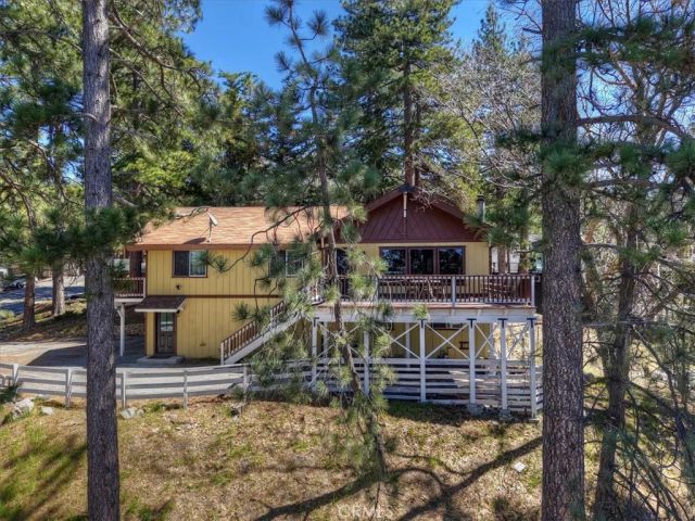 30573 Live Oak, Running Springs, CA 92382