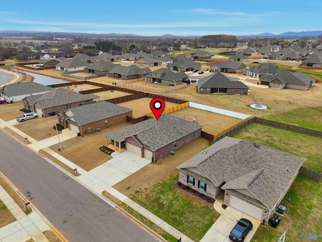 106 Arctic Fox Trail, Meridianville, AL 35759