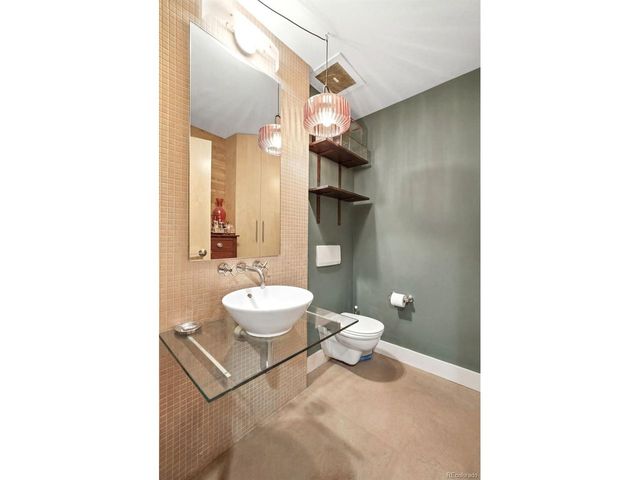 2100 16th St 601, Denver, CO 80202