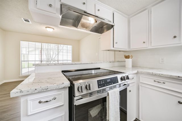 1011 Baltic Lane, Houston, TX 77090