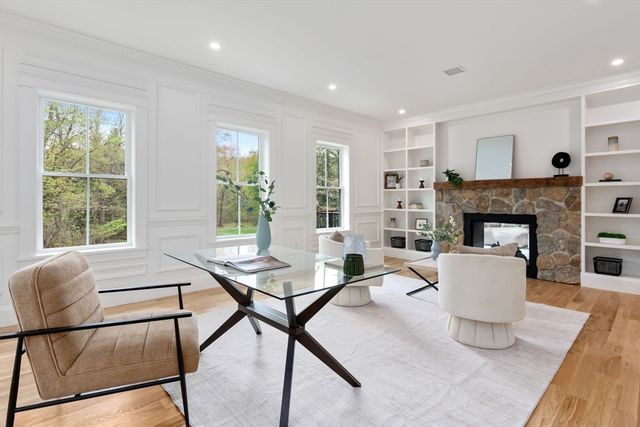82 Deer Path Ln, Weston, MA 02493