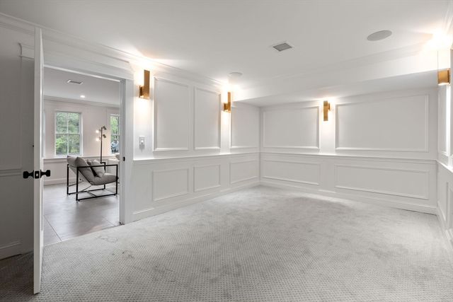 82 Deer Path Ln, Weston, MA 02493