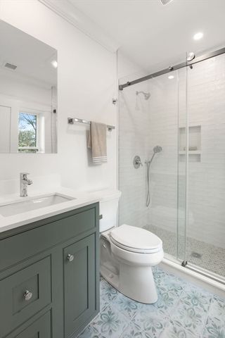 82 Deer Path Ln, Weston, MA 02493