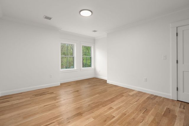 82 Deer Path Ln, Weston, MA 02493