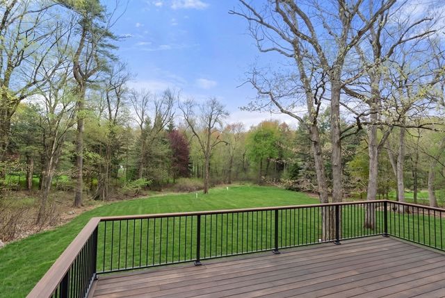 82 Deer Path Ln, Weston, MA 02493