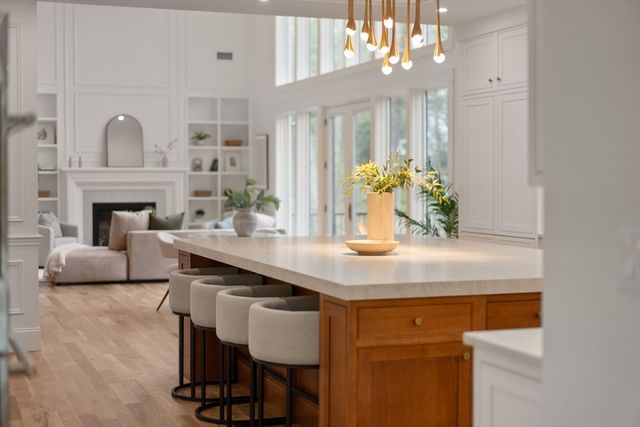 82 Deer Path Ln, Weston, MA 02493